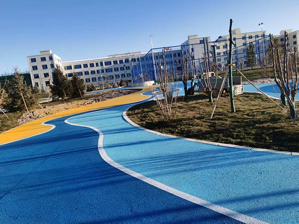 Cold-mix asphalt 